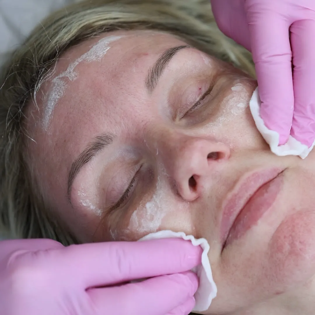 The final step of a facial treatment